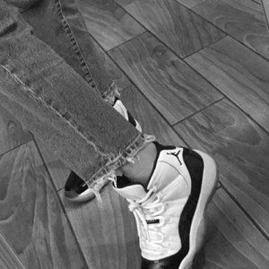 Meet your Posher, Kenia